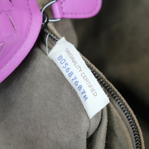 Bottega Veneta Small Garda Bag Leather Purple - Picture 12 of 16